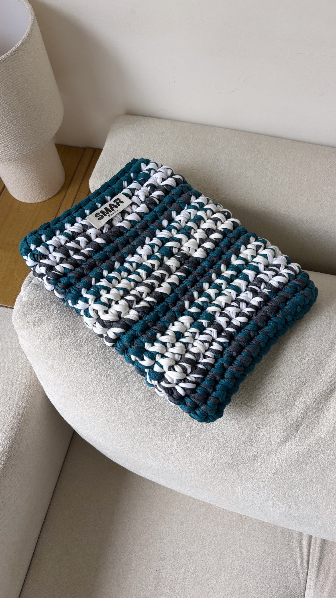 Étui tablette bleu souverain